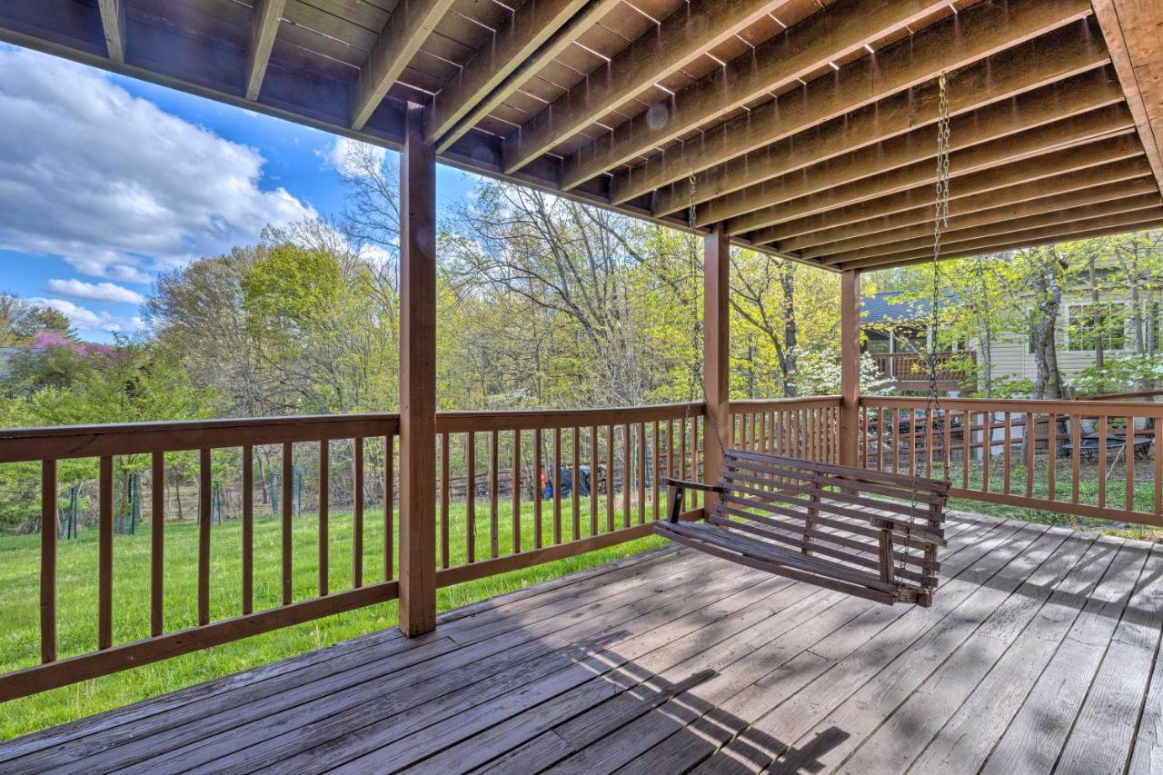 Pet-Friendly Massanutten Resort Home with Yard! McGaheysville Exterior foto
